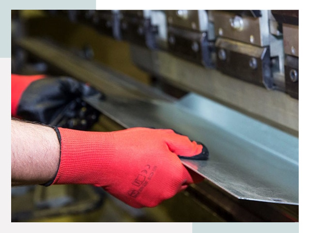 Гибка металла в Тобольск от 610 руб. - Надёжно и быстро